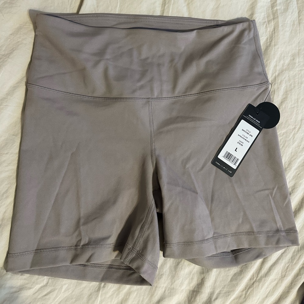 Yogalicous Women’s L Biker Shorts Grey NWT